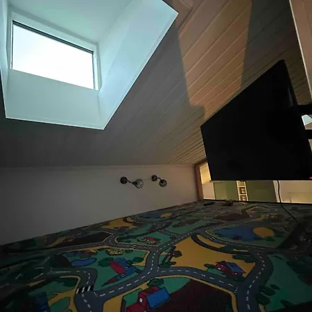Charming, Comfortable And Cozy Little Home * 霍尔斯特布罗